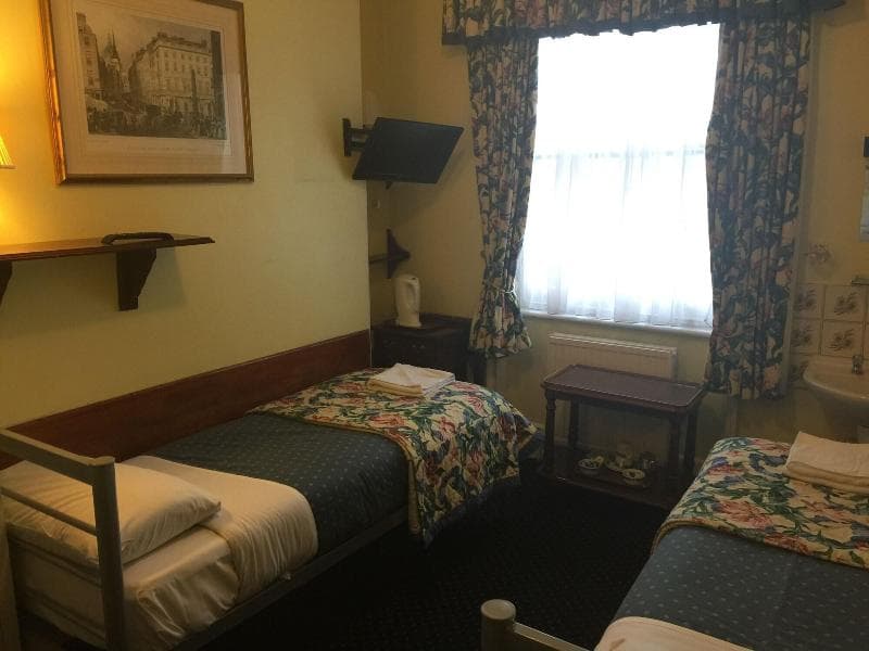 Albany Hotel 3