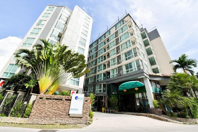 Oyo 143 Dday Resotel Pattaya Hotel 5