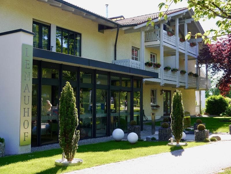 Ringhotel Lenauhof 5
