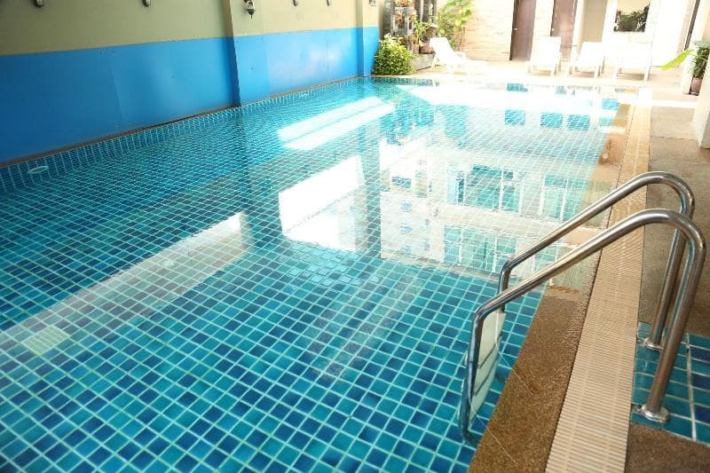 Boss Suites Nana Hotel main