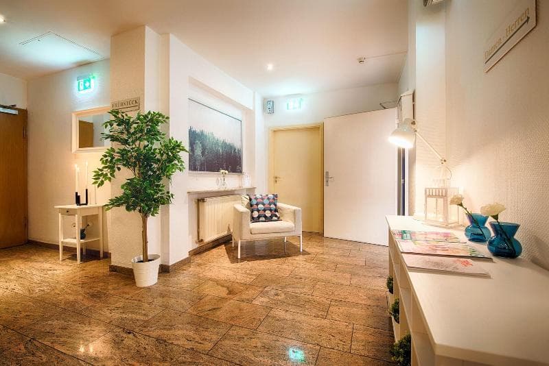 Home Hotel 4