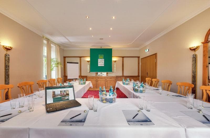 Parkhotel Diani main