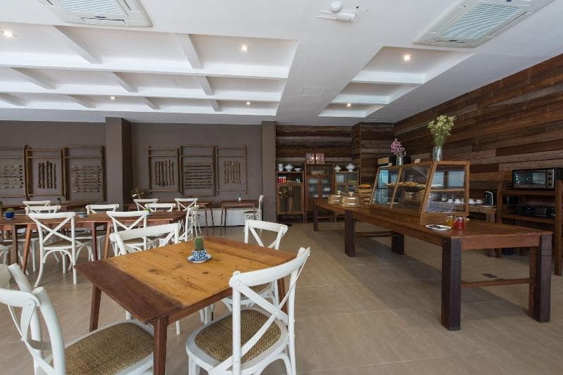 Brown House Hotel 3