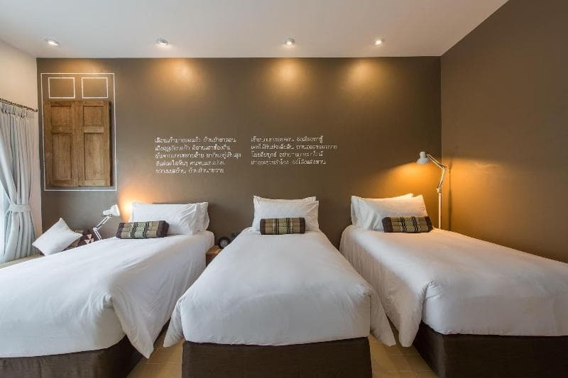 Brown House Hotel 4