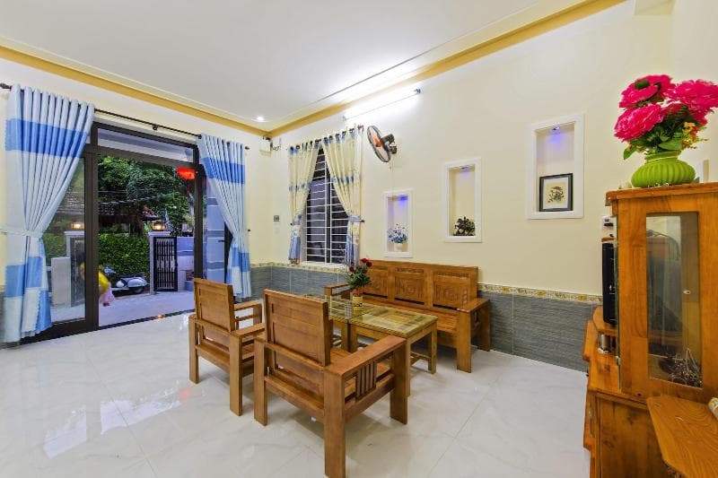 Bougain Villeas Homestay 3