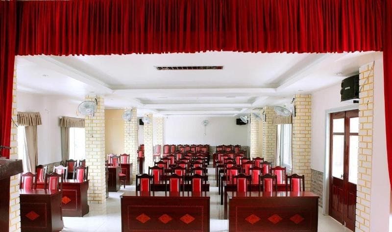 Ngoc Bach Hotel main