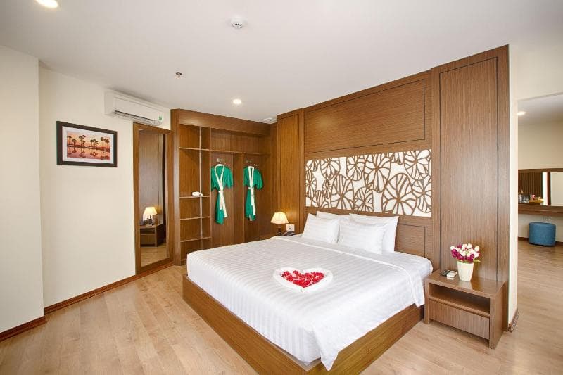 Central Hotel & Spa 5