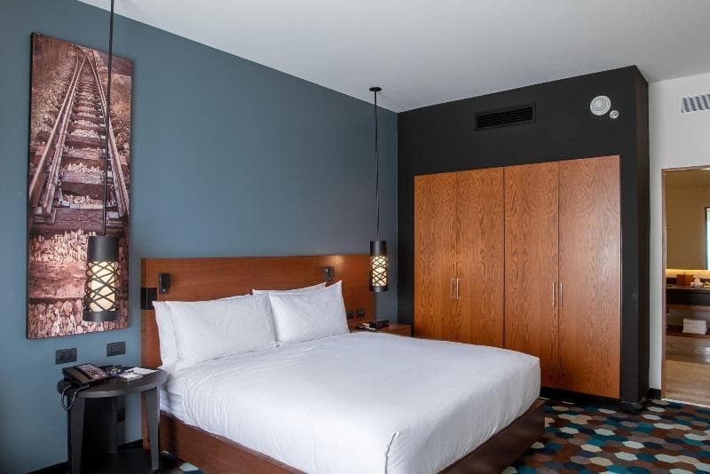 Doubletree By Hilton Celaya 4