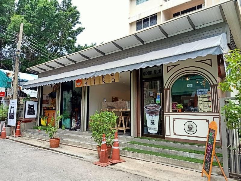 Le Vanvarothai Saladaeng Residence 2