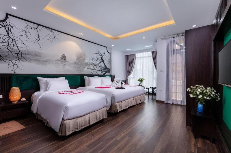 Hanoi Lullaby Hotel & Travel 4