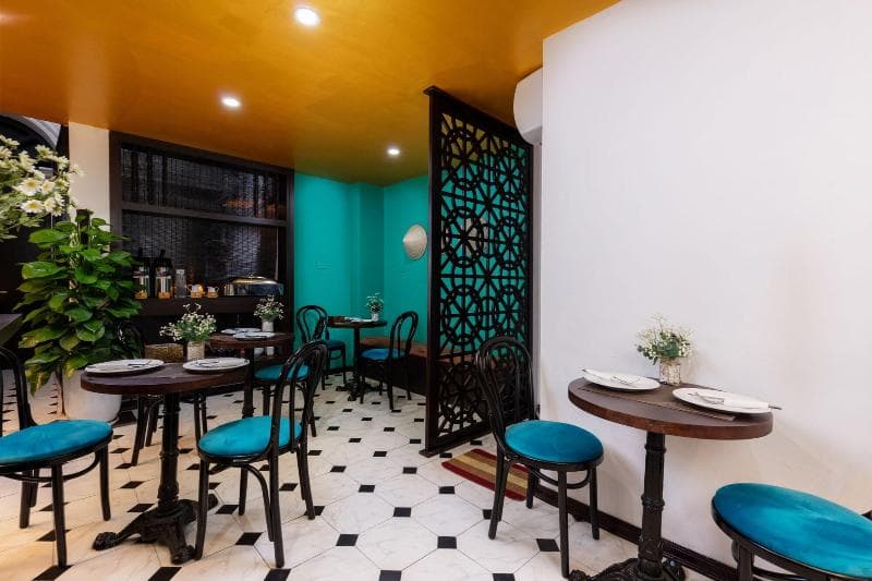 Hanoi Lullaby Hotel & Travel main