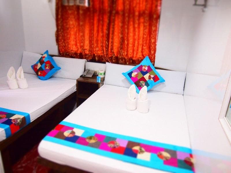 Woodstock Hostel 4
