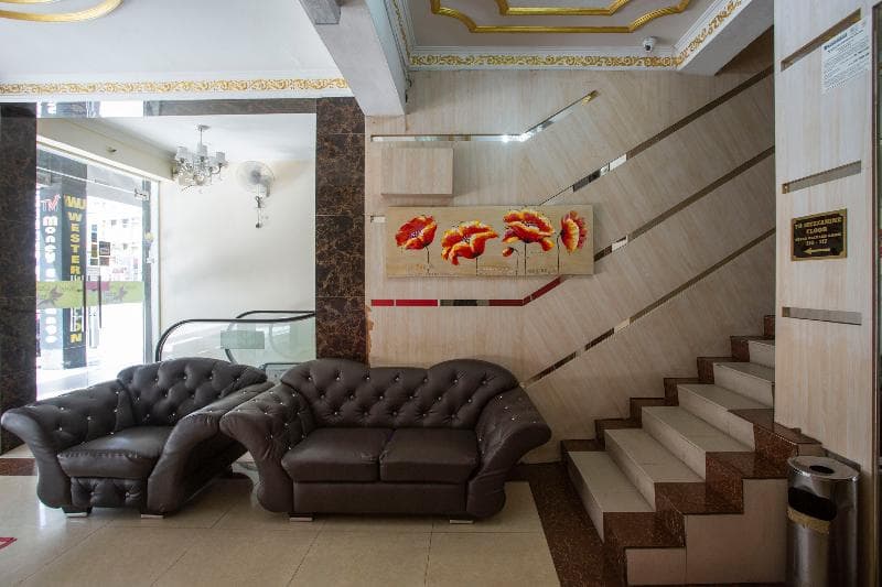 Super Oyo Capital O 90125 Hotel Grand Orchard photo 1