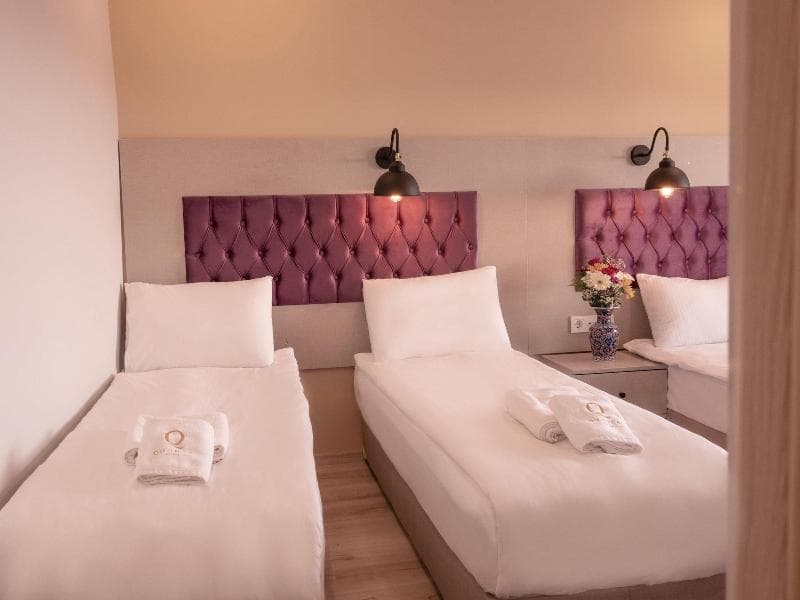 Lola Hotel photo 1
