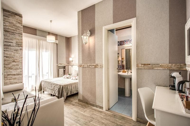 Santa Maria Inn Rome 4
