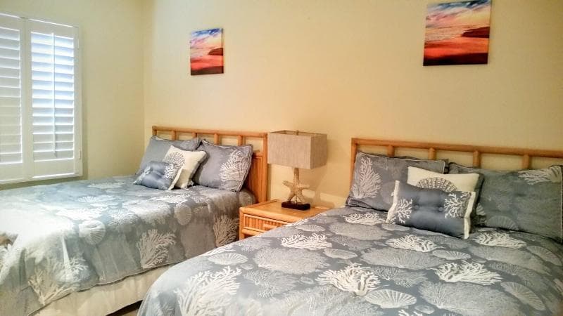 7 Mile Beach Resort & Club photo 1