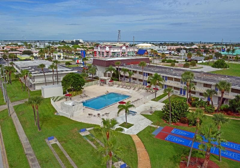 6 Cocoa Beach 69 4