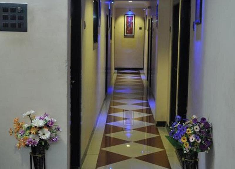 Hotel Cosmo main
