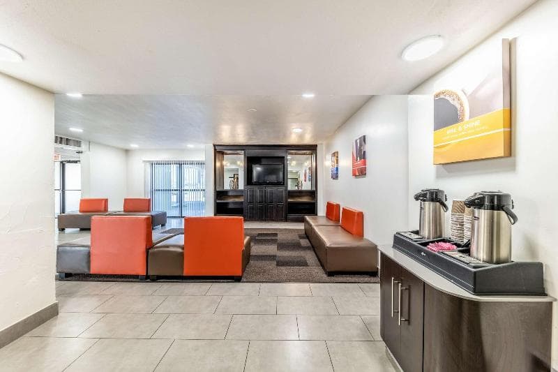 Select Inn Lewisville 3