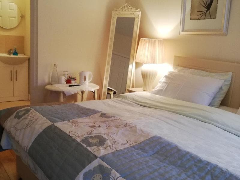 The Vee B&B (Adults Only) 5