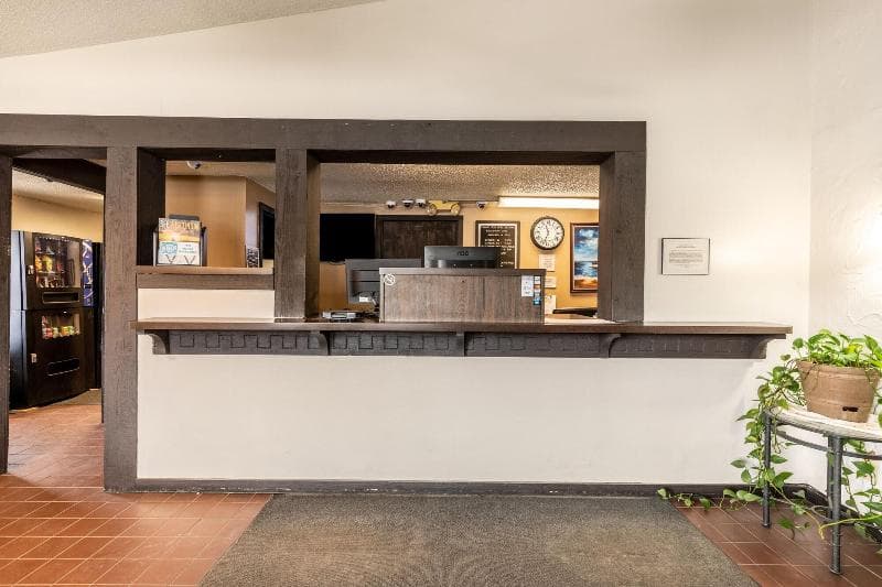 Rodeway Inn & Suites I-94 Kenosha 3