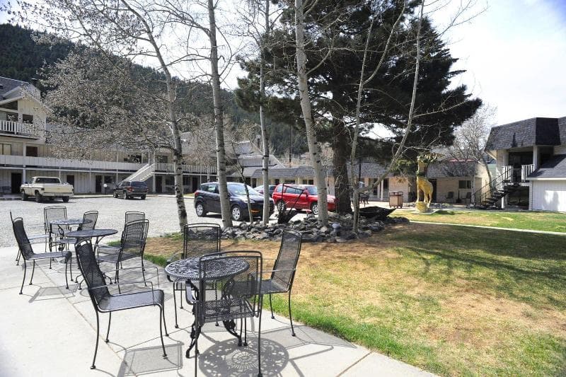 Argo Inn And Suites 4