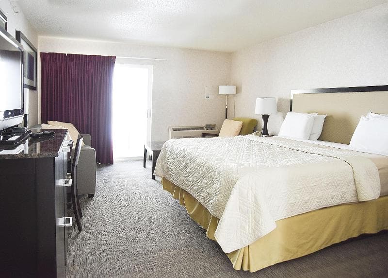 Argo Inn And Suites 5