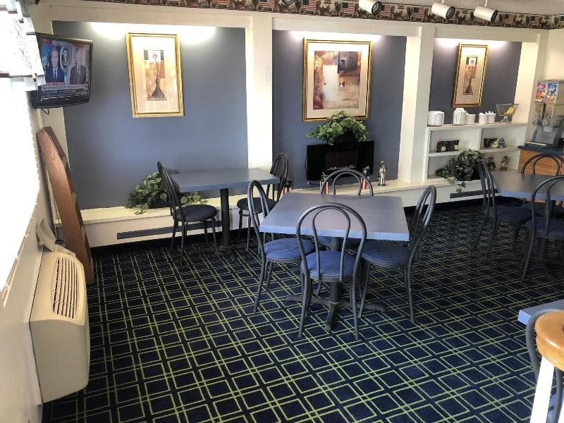 Sunset Inn & Suites photo 1