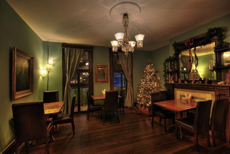 The Vandiver Inn 4