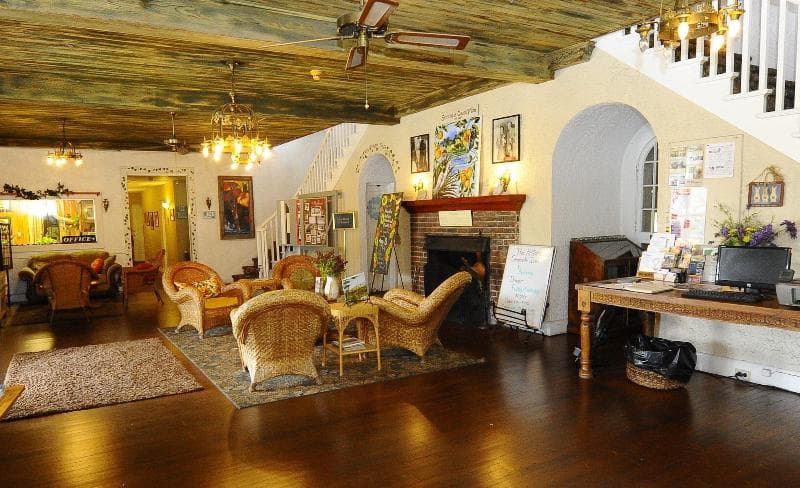 Seminole Inn 4