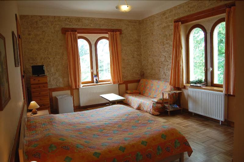 Bed And Breakfast Le Chateau De Morey 4