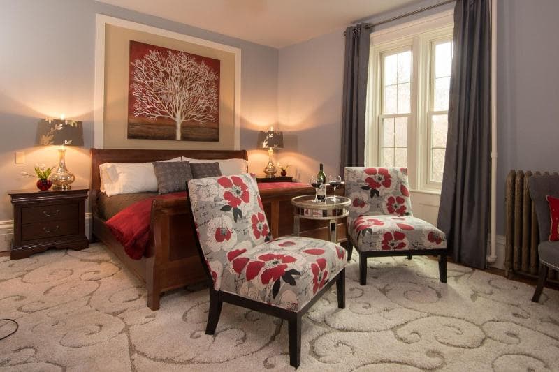 Gothic Eves Inn And Spa Bed And Breakfast 4