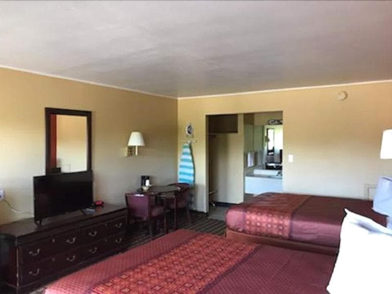 Palace Motel main