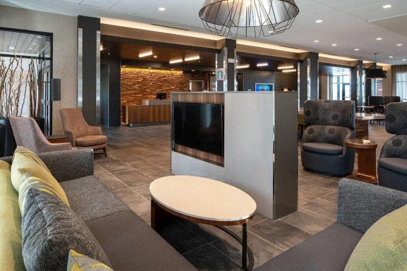 Courtyard By Marriott Dallas Grand Prairie 5