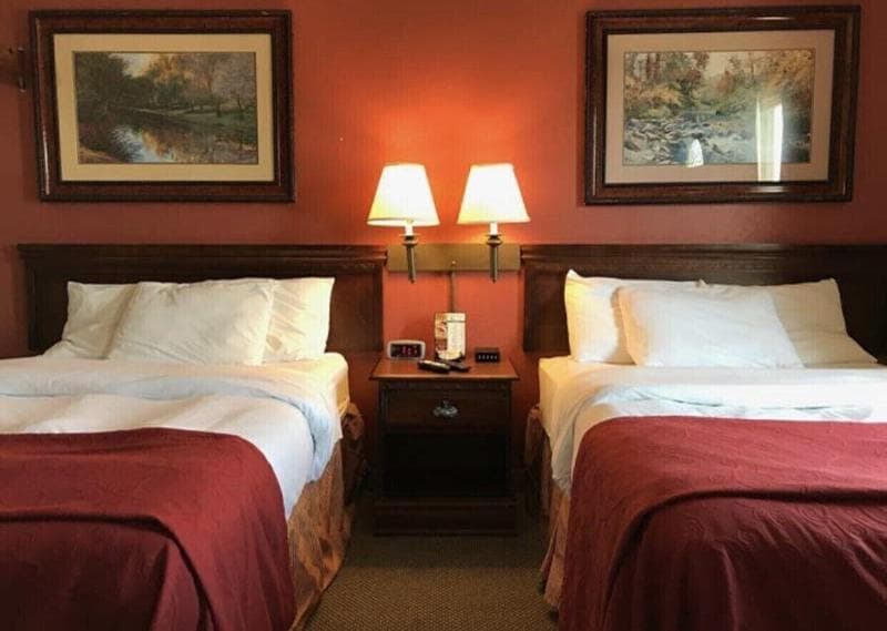 Munising Motel main