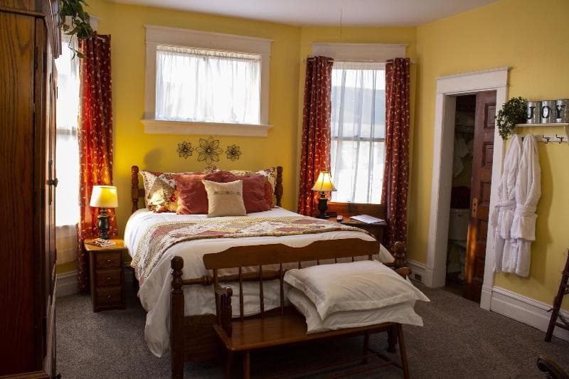 The Katherine Holle House 5