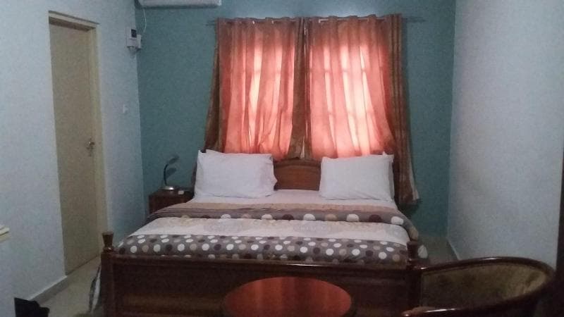 Bella Luxury Hotel 4
