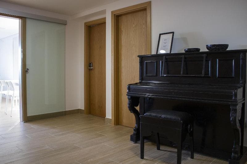 Central Suites 3 2