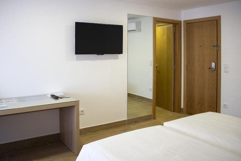 Central Suites 3 4
