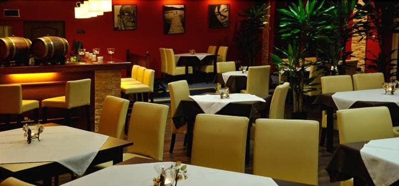 Hotel Zlote Deby 3