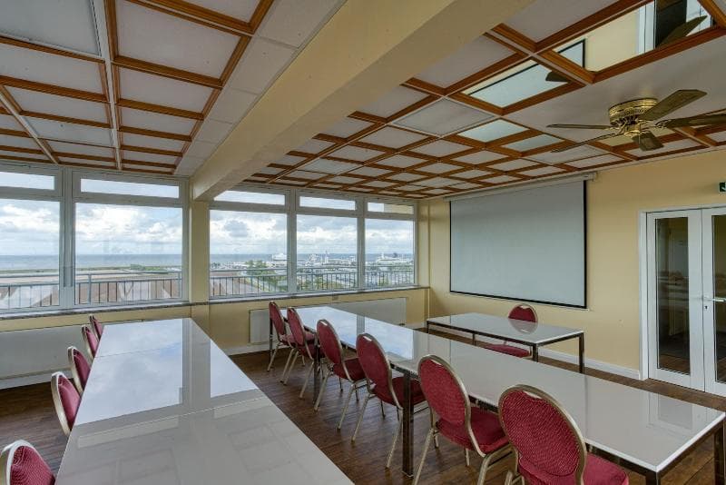 Ff E Hotel Dania main