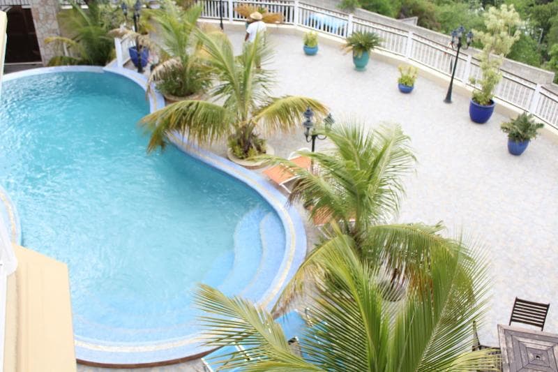Lebon Appart Hotel main