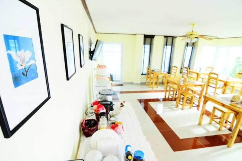 Laksasuk House main