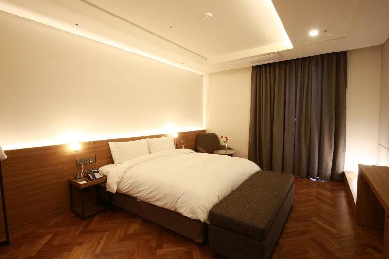Hotel East9 3
