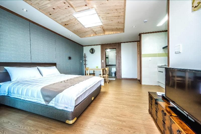 Sea & Wave Pension 3