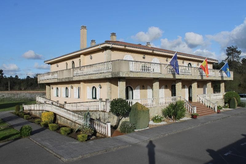 Hotel Reyes Astures 5
