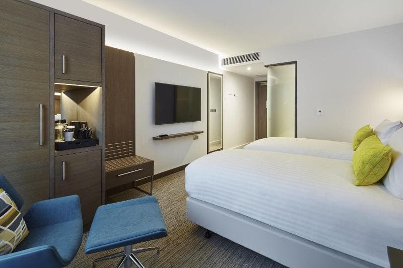 Courtyard By Marriott Oxford South 5