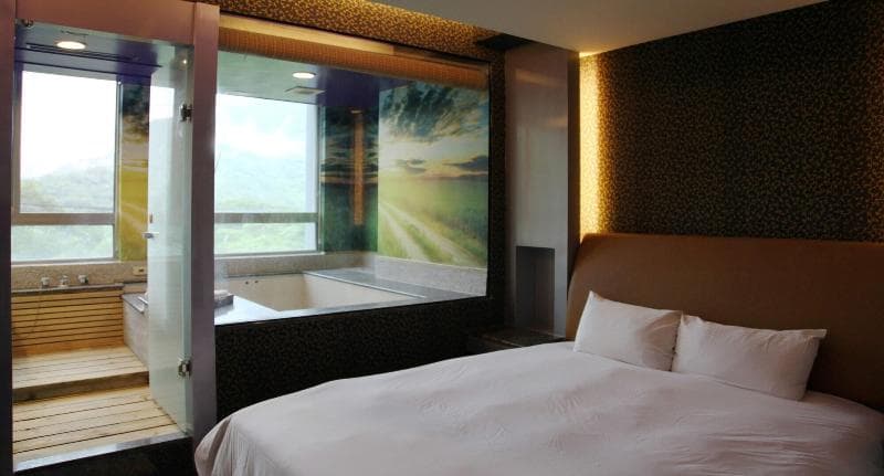 Lovespring House 5