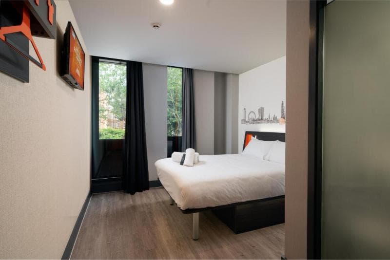 Easyhotel London City Shoreditch 2