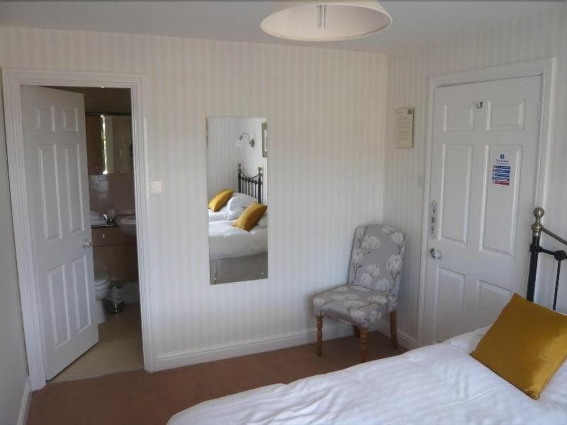 Link House photo 1